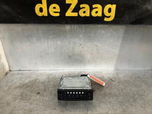 Używane Radio Citroen DS3 (SA) 1.6 16V VTS THP 155 Cena € 40,00 Procedura marży oferowane przez Autodemontage de Zaag