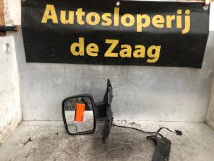 Usagé Rétroviseur gauche Mercedes Vito (638.0) 2.0 113 16V Prix € 30,00 Règlement à la marge proposé par Autodemontage de Zaag