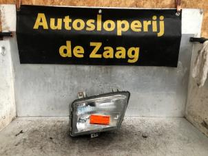 Gebrauchte Scheinwerfer links Mercedes Vito (638.0) 2.0 113 16V Preis € 50,00 Margenregelung angeboten von Autodemontage de Zaag