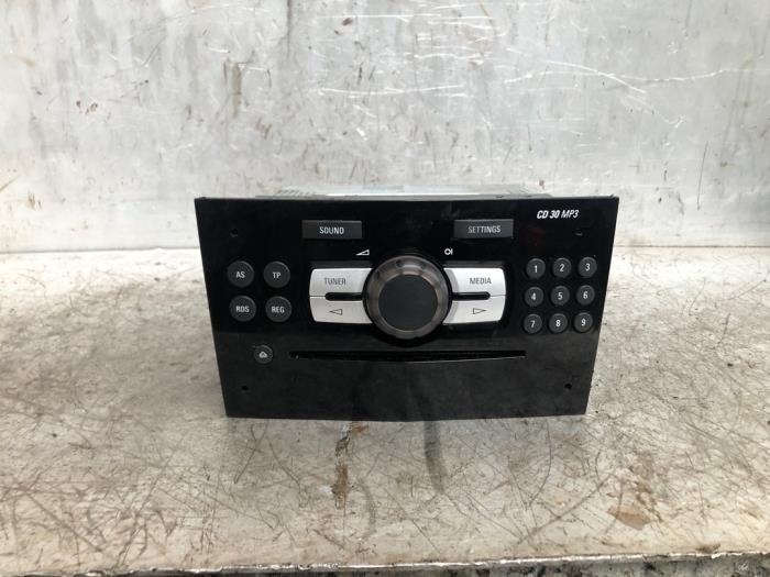 Radio from a Opel Corsa D 1.2 16V 2014