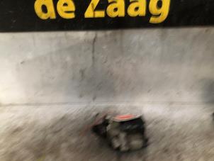 Usados Motor de arranque Opel Corsa D 1.2 16V Precio € 25,00 Norma de margen ofrecido por Autodemontage de Zaag