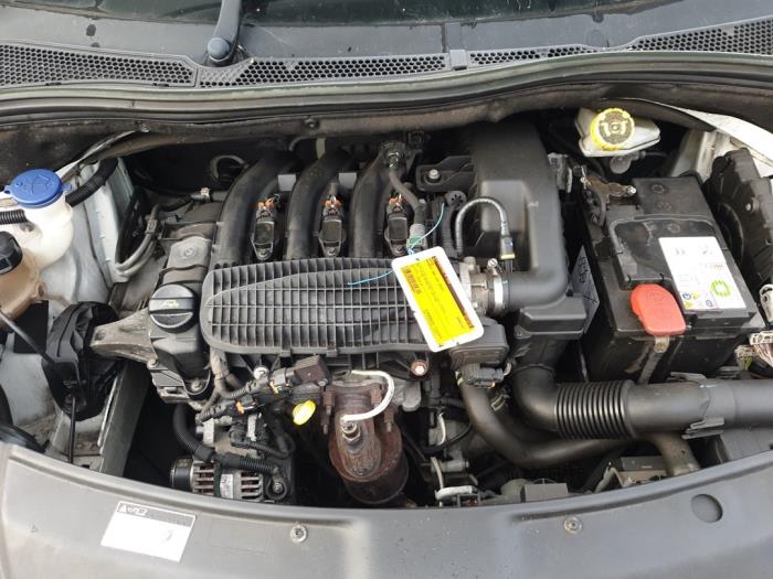 Engine Peugeot 208 I 1.0 Vti 12V PureTech - ZMZ