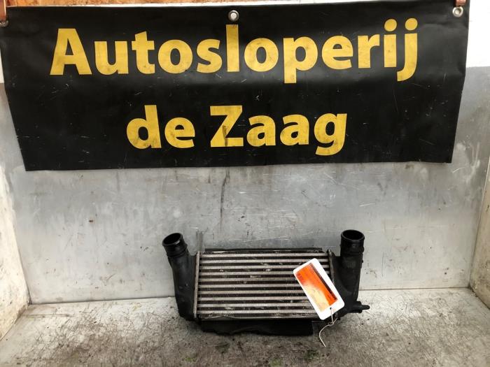 Usados Intercooler Ford EcoSport (JK8) 1.0 EcoBoost 12V 125 Precio € 45,00 Norma de margen ofrecido por Autodemontage de Zaag