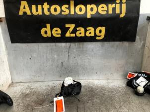Używane Pas bezpieczenstwa prawy przód Ford EcoSport (JK8) 1.0 EcoBoost 12V 125 Cena € 50,00 Procedura marży oferowane przez Autodemontage de Zaag