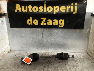 Used Front drive shaft, left Ford Focus 3 1.0 Ti-VCT EcoBoost 12V 125 Price € 50,00 Margin scheme offered by Autodemontage de Zaag