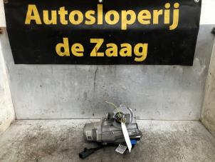 Usagé Pompe direction assistée Opel Mokka/Mokka X 1.4 Turbo 16V 4x2 Prix € 150,00 Règlement à la marge proposé par Autodemontage de Zaag
