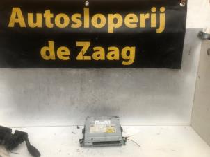 Używane Radio Mini Mini (F56) 1.5 12V Cooper Cena € 99,00 Procedura marży oferowane przez Autodemontage de Zaag