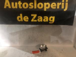 Used Fog light, front right Peugeot 208 I (CA/CC/CK/CL) 1.2 12V e-THP PureTech 110 Price € 15,00 Margin scheme offered by Autodemontage de Zaag