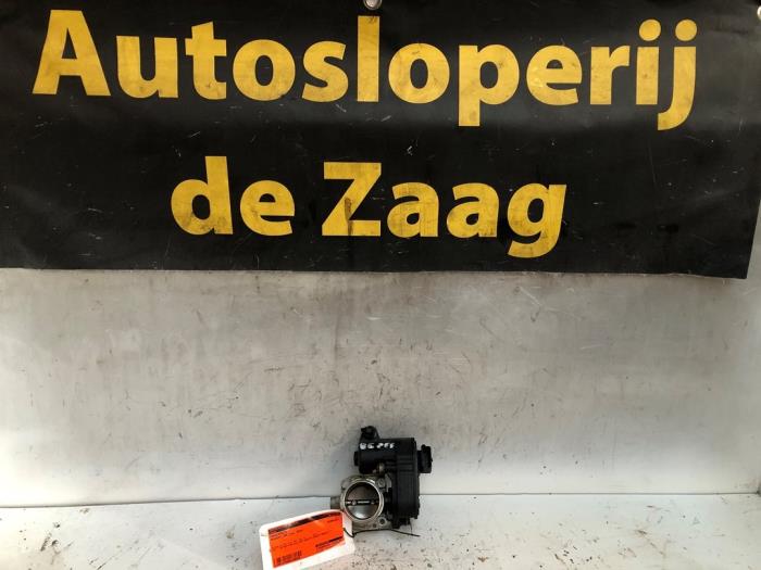 Usagé Boitier papillon Peugeot 208 I (CA/CC/CK/CL) 1.2 12V e-THP PureTech 110 Prix € 50,00 Règlement à la marge proposé par Autodemontage de Zaag