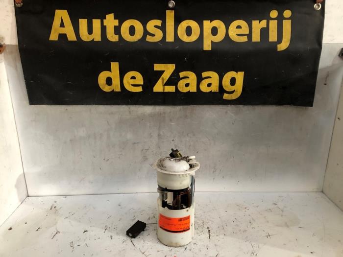 Gebrauchte Benzinpumpe Peugeot 306 Break (7E) 1.6i XR,XT,ST Preis € 35,00 Margenregelung angeboten von Autodemontage de Zaag