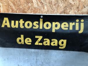 Usagé Aile avant gauche Opel Astra H (L48) 1.6 16V Twinport Prix € 70,00 Règlement à la marge proposé par Autodemontage de Zaag