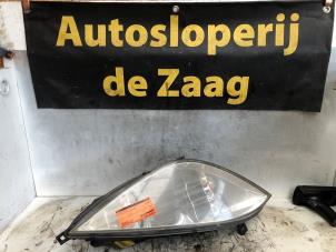 Used Headlight, left Mitsubishi Colt (Z2/Z3) 1.3 16V Price € 40,00 Margin scheme offered by Autodemontage de Zaag