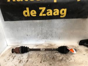 Used Front drive shaft, right Renault Clio II (BB/CB) 1.4 16V Si Price € 35,00 Margin scheme offered by Autodemontage de Zaag
