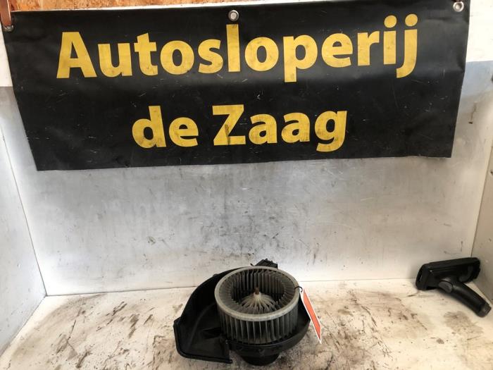Begagnade Bensinpump Volkswagen Polo IV (9N1/2/3) 1.4 16V Pris € 40,00 Marginaltabell erbjuds av Autodemontage de Zaag