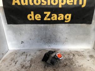 Usagé Pompe ABS Opel Meriva 1.4 16V Ecotec Prix € 200,00 Règlement à la marge proposé par Autodemontage de Zaag