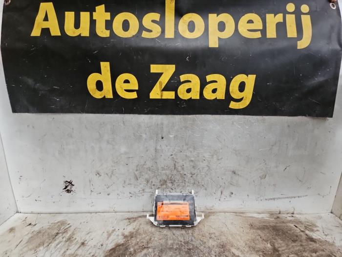 Begagnade Innerdisplay Ford Focus 3 1.0 Ti-VCT EcoBoost 12V 125 Pris € 75,00 Marginaltabell erbjuds av Autodemontage de Zaag