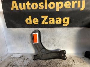 Używane Wahacz zawieszenia lewy przód Seat Ibiza IV (6J5) 1.2 12V Cena € 30,00 Procedura marży oferowane przez Autodemontage de Zaag