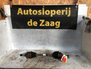 Used Front drive shaft, left Ford Focus 3 1.0 Ti-VCT EcoBoost 12V 125 Price € 50,00 Margin scheme offered by Autodemontage de Zaag