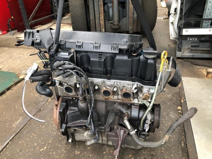 Engine from a Ford Fiesta 5 (JD/JH) 1.3 2005