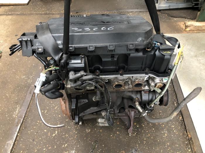 Engine from a Ford Fiesta 5 (JD/JH) 1.3 2005