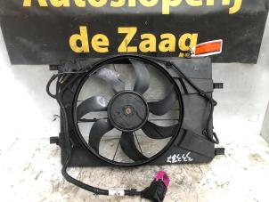 Usagé Ventilateur radiateur Opel Astra J (PC6/PD6/PE6/PF6) 1.4 16V ecoFLEX Prix € 65,00 Règlement à la marge proposé par Autodemontage de Zaag