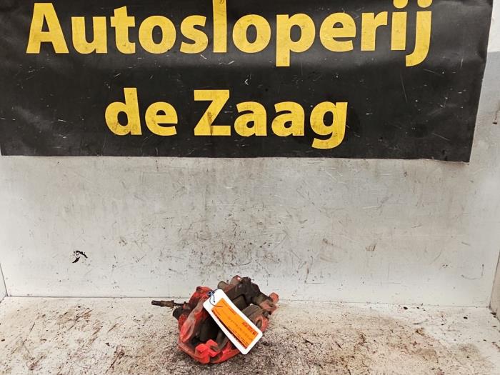 Gebrauchte Bremszange links vorne Ford Focus 3 2.0 ST EcoBoost 16V Preis € 100,00 Margenregelung angeboten von Autodemontage de Zaag