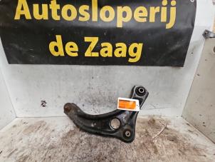 Usagé Bras de suspension avant droit Nissan Micra (K14) 0.9 IG-T 12V Prix € 60,00 Règlement à la marge proposé par Autodemontage de Zaag
