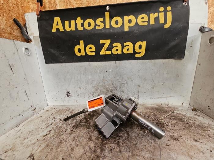 Usagé Pompe de direction Opel Adam 1.2 16V Prix € 150,00 Règlement à la marge proposé par Autodemontage de Zaag