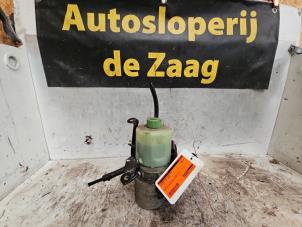 Used Power steering pump Volkswagen Polo V (6R) 1.2 12V Price € 150,00 Margin scheme offered by Autodemontage de Zaag