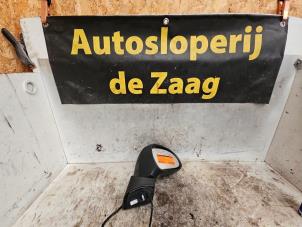 Used Wing mirror, right Peugeot 207/207+ (WA/WC/WM) 1.4 16V Price € 25,00 Margin scheme offered by Autodemontage de Zaag