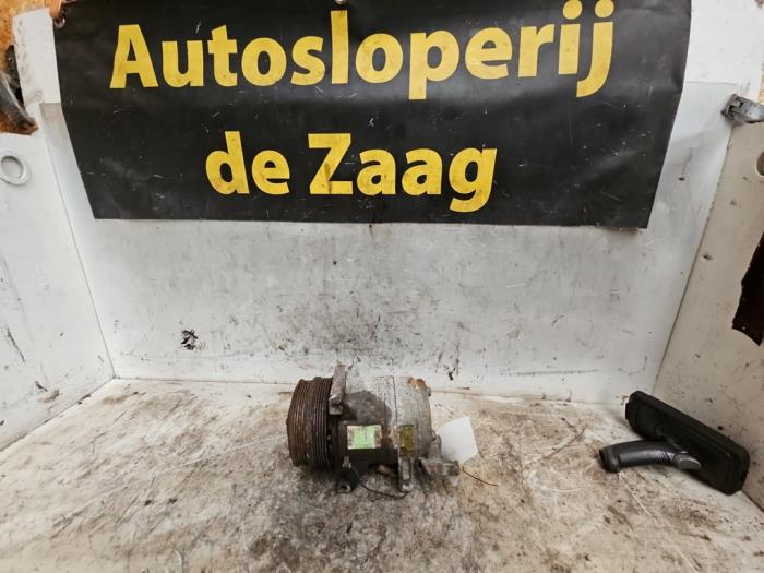 Usagé Pompe clim Ford Focus 2 ST 2.5 20V ST Prix € 90,00 Règlement à la marge proposé par Autodemontage de Zaag