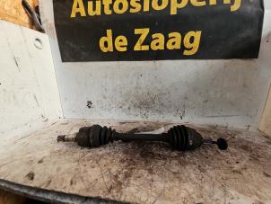 Used Front drive shaft, left Volvo S40 (MS) 2.0 16V Price € 50,00 Margin scheme offered by Autodemontage de Zaag