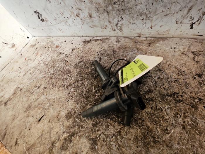 Gebrauchte Stift Zündspule Peugeot 107 1.0 12V Preis € 10,00 Margenregelung angeboten von Autodemontage de Zaag