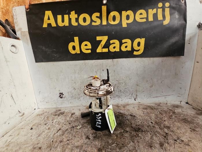 Usagé Pompe essence Fiat Punto II (188) 1.2 60 S Prix € 50,00 Règlement à la marge proposé par Autodemontage de Zaag