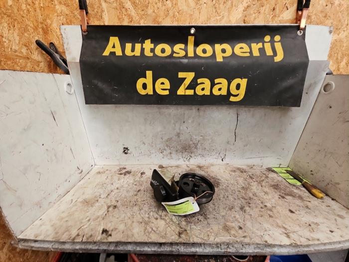 Usagé Pompe de direction Ford Mondeo III Wagon 2.0 16V Prix € 35,00 Règlement à la marge proposé par Autodemontage de Zaag