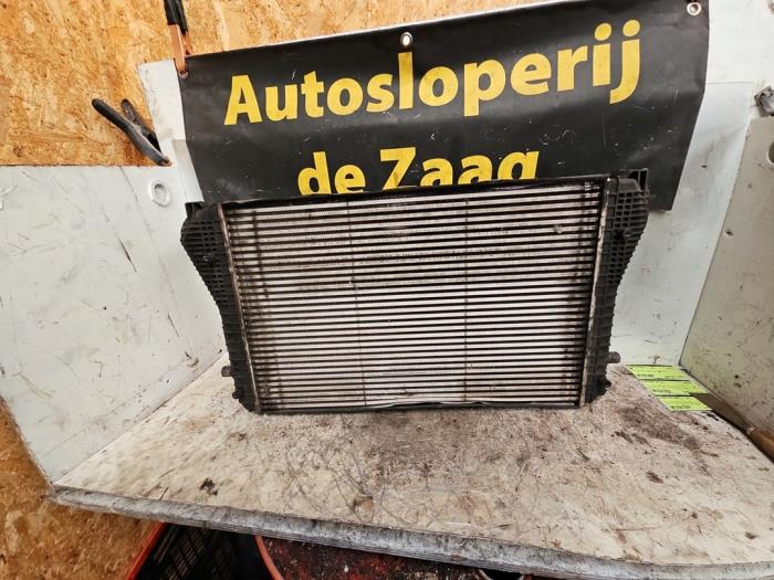 Intercooler d'un Volkswagen Golf VI (5K1) 2.0 GTI 16V 2009