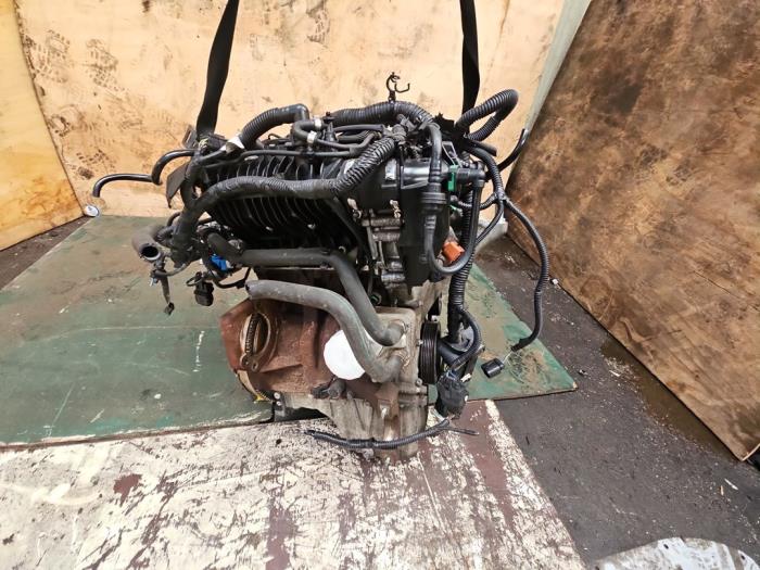 Engine from a Ford Focus 3 1.0 Ti-VCT EcoBoost 12V 125 2013