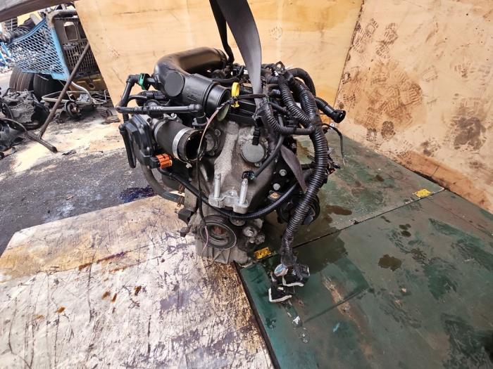 Motor de un Ford Focus 3 1.0 Ti-VCT EcoBoost 12V 125 2017