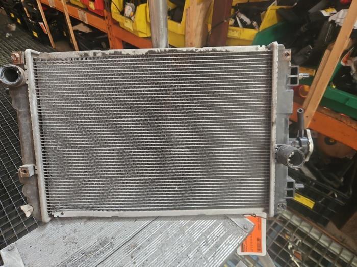 Usagé Radiateur Daihatsu Materia 1.5 16V Prix € 50,00 Règlement à la marge proposé par Autodemontage de Zaag