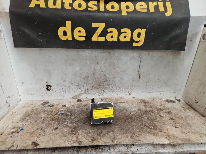 Usagé Bloc ABS Mercedes B (W245) 1.5 B-150 16V Prix € 50,00 Règlement à la marge proposé par Autodemontage de Zaag