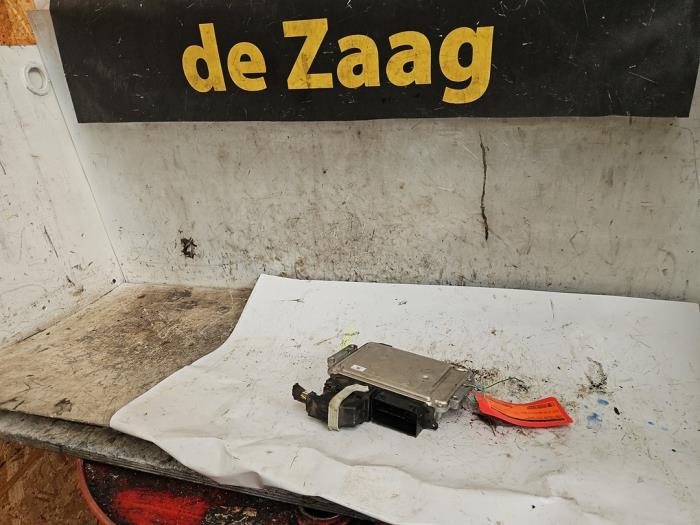 Used Engine management computer Ford Fiesta 7 1.0 EcoBoost 12V 100 Price € 100,00 Margin scheme offered by Autodemontage de Zaag