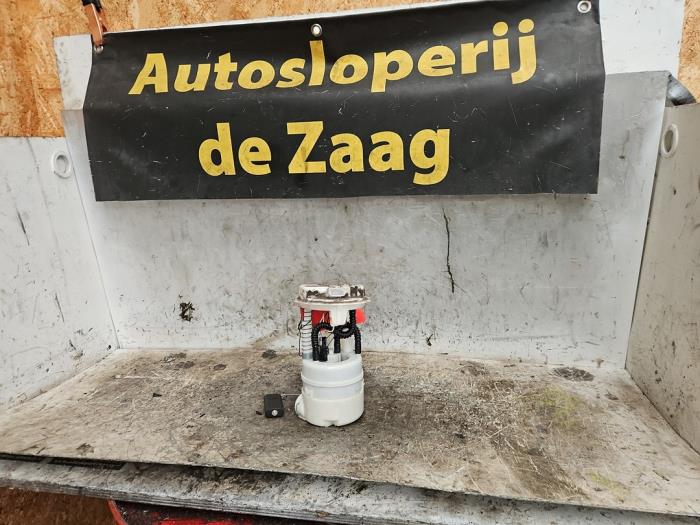 Gebrauchte Benzinpumpe Nissan Micra (K12) 1.2 16V Preis € 35,00 Margenregelung angeboten von Autodemontage de Zaag