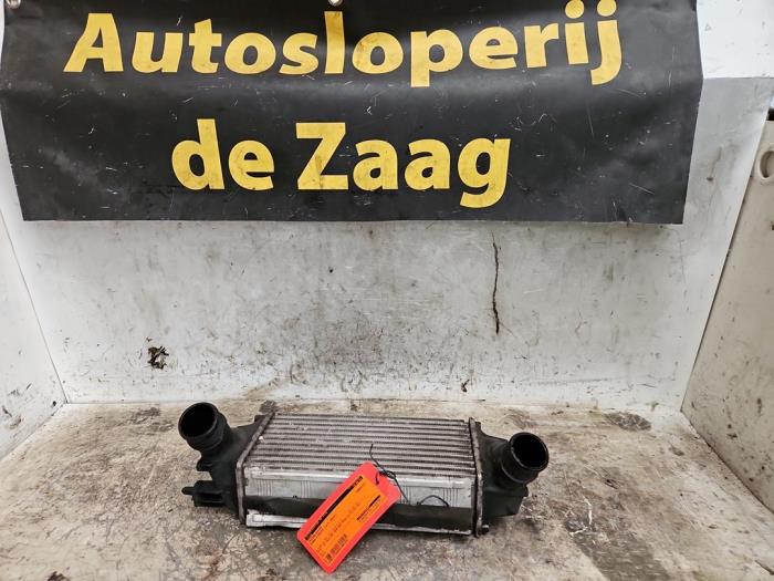 Usados Intercooler Ford Fiesta 6 (JA8) 1.0 EcoBoost 12V 100 Precio € 35,00 Norma de margen ofrecido por Autodemontage de Zaag