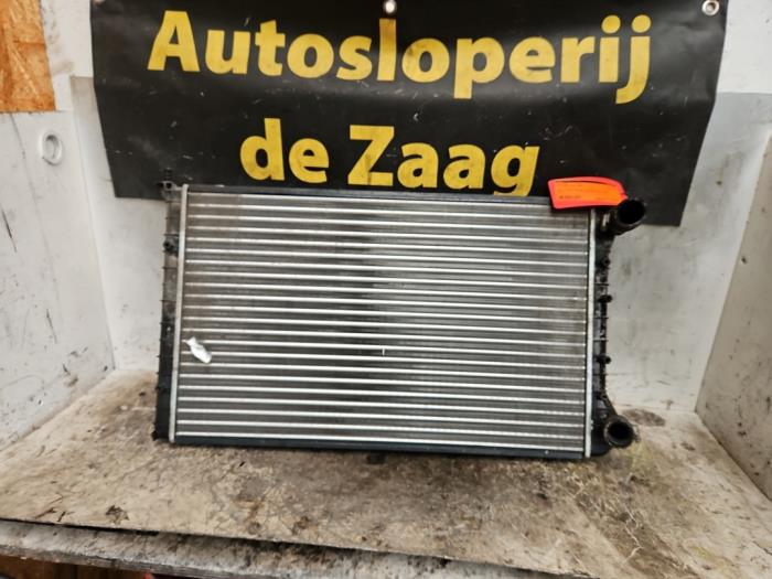 Usagé Radiateur Fiat Doblo (223A/119) 1.6 16V Prix € 40,00 Règlement à la marge proposé par Autodemontage de Zaag