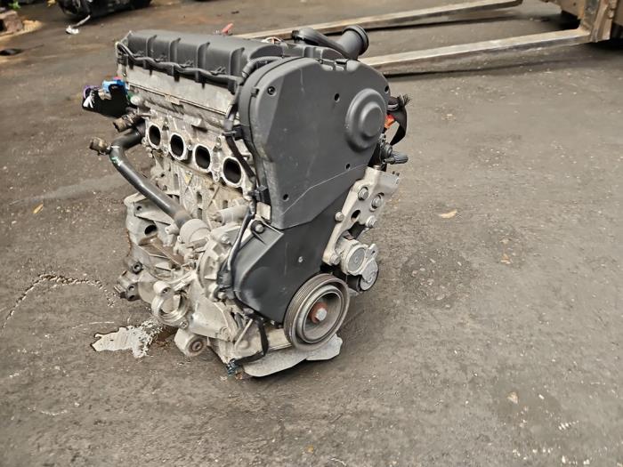 Motor van een Citroën C4 Picasso (UD/UE/UF) 2.0 16V Autom. 2008