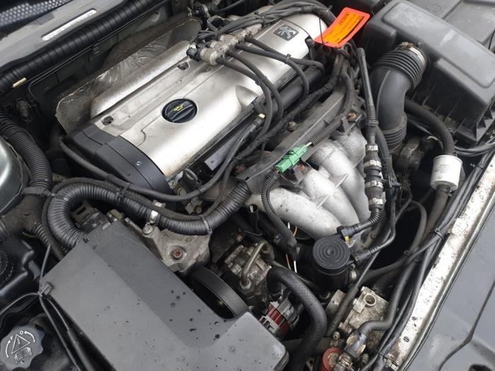 Engine Peugeot 406 Coupé 2.2 16V - 3FZ - Autodemontage de Zaag