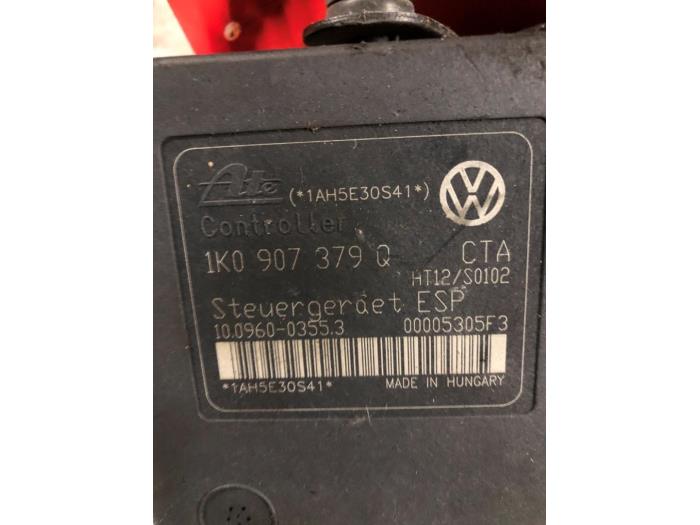 Usagé Bloc ABS Volkswagen Touran (1T1/T2) 2.0 FSI 16V Prix € 65,00 Règlement à la marge proposé par Autodemontage de Zaag