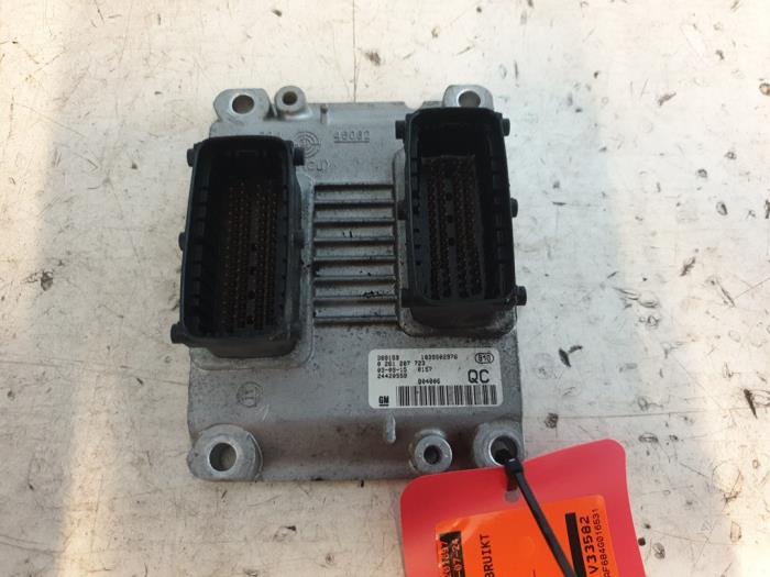Used Engine management computer Opel Agila (A) 1.0 12V Twin Port Price € 100,00 Margin scheme offered by Autodemontage de Zaag