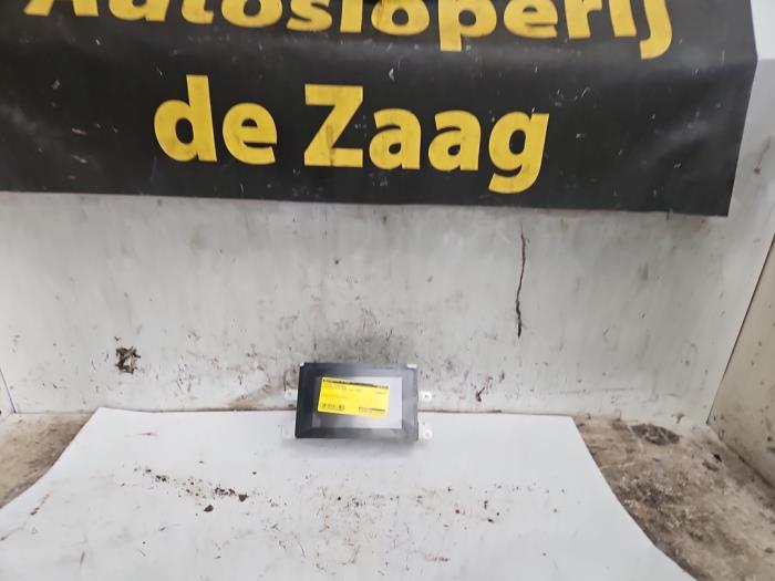 Begagnade Innerdisplay Nissan Almera Tino (V10M) 1.8 16V Pris € 70,00 Marginaltabell erbjuds av Autodemontage de Zaag