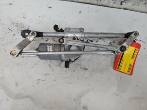 Gebrauchte Scheibenwischermotor + Mechanik Opel Corsa D 1.3 CDTi 16V ecoFLEX Preis € 50,00 Margenregelung angeboten von Autodemontage de Zaag